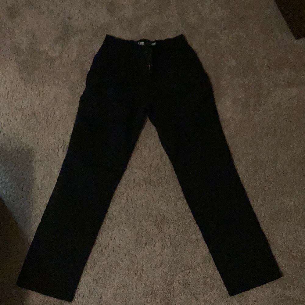 All day pants. No tags but brand new. Just tried on once. Look like slacks.